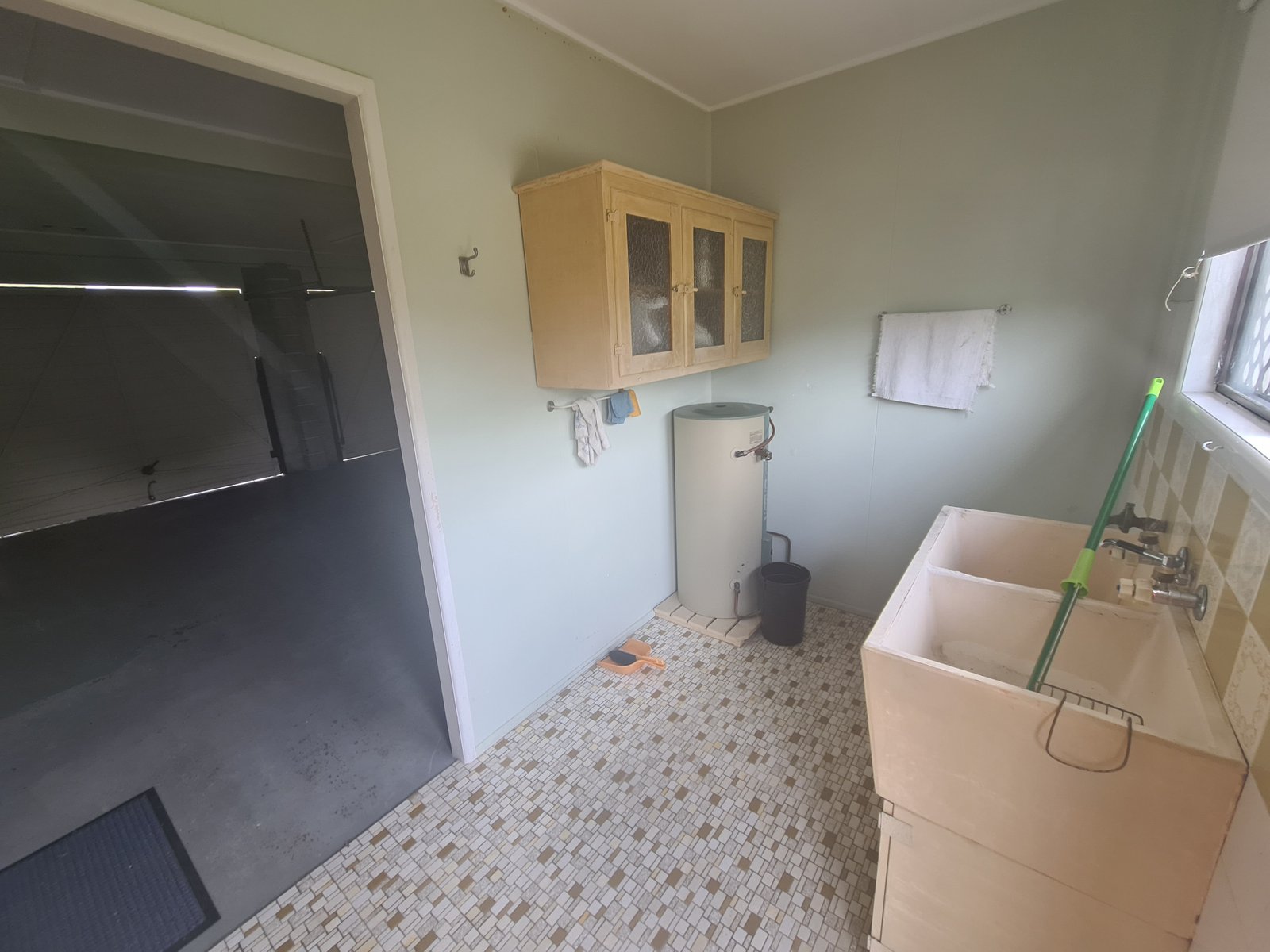 9 SCHOOL Street TANNUM SANDS 16