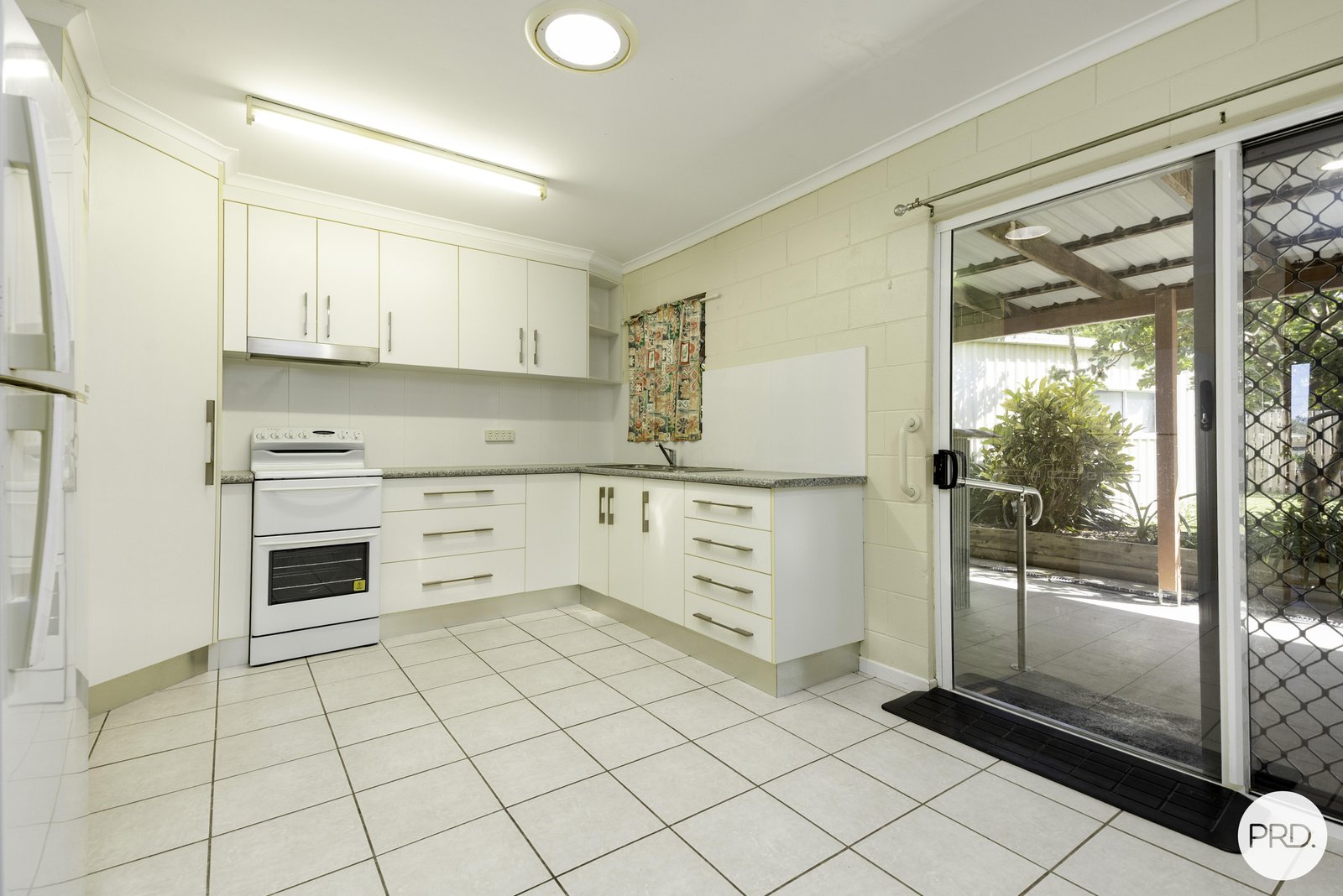 9 Scott Court BUCASIA 5