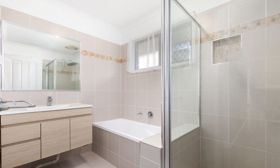 9 Scribbly Gum Court URRAWEEN 11