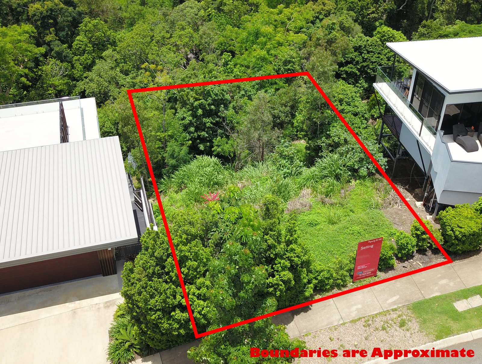 9 Seaview Drive AIRLIE BEACH 1