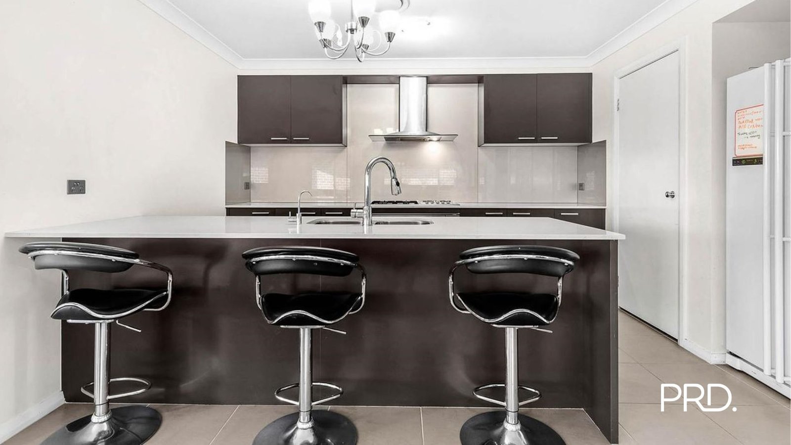 9 Server Ave  Jordan Springs 4