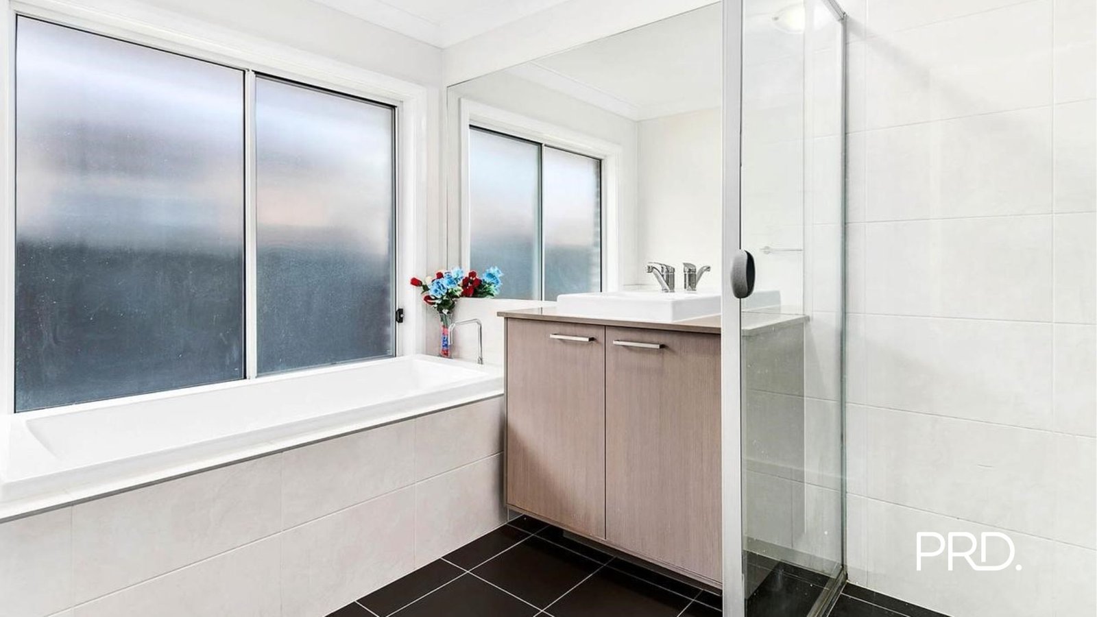 9 Server Ave  Jordan Springs 6