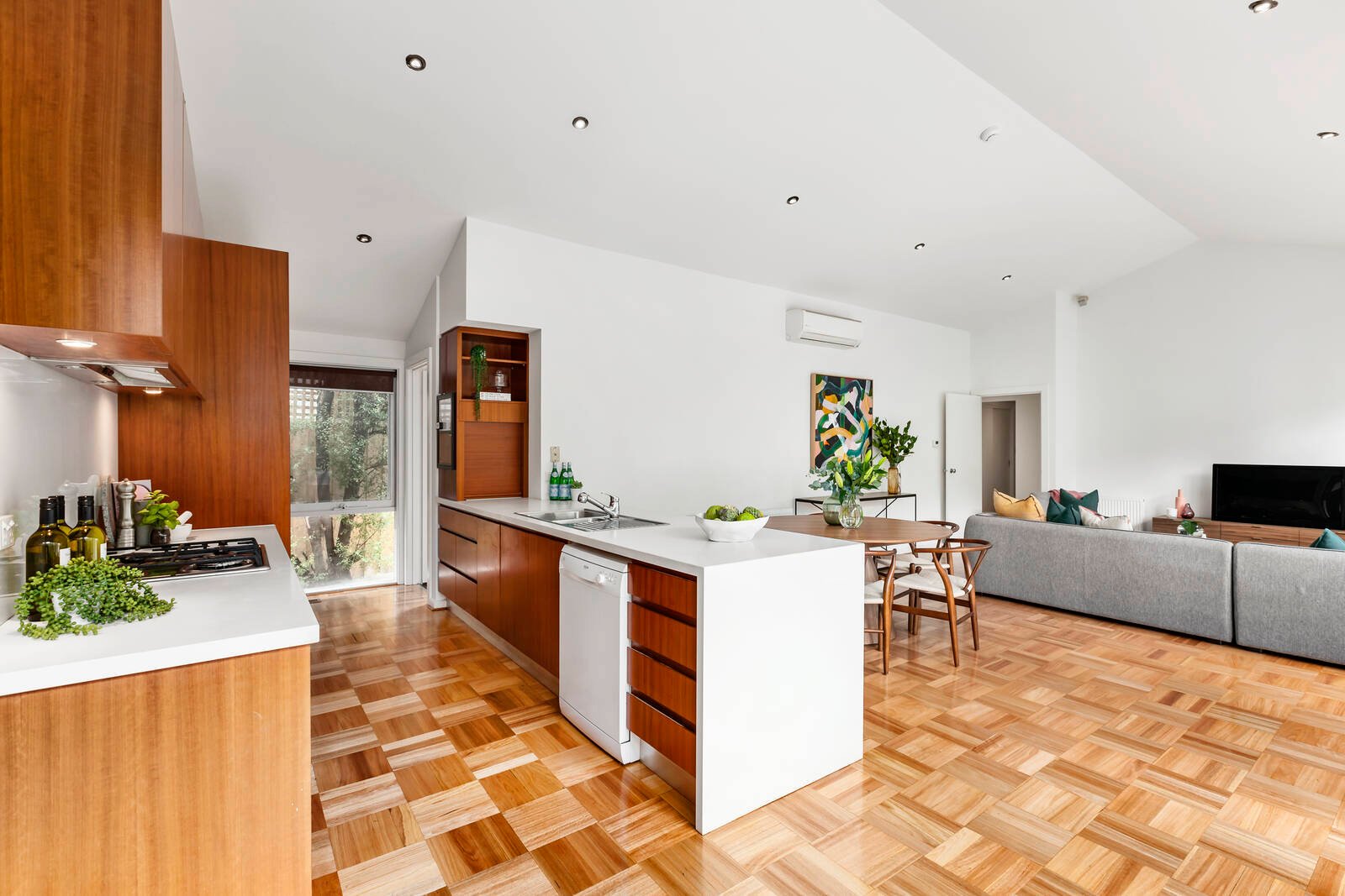 Real Estate and Property in 9 Seymour Avenue, Armadale, VIC