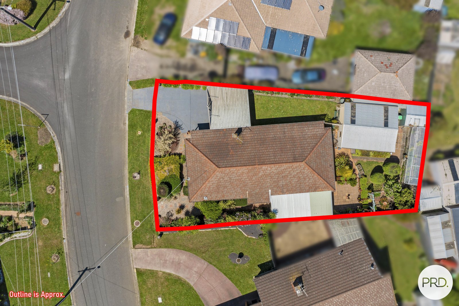 9 Shasta Drive DELACOMBE 4