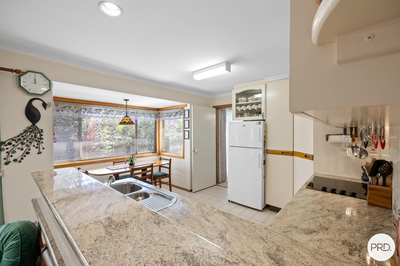 9 Shasta Drive DELACOMBE 8