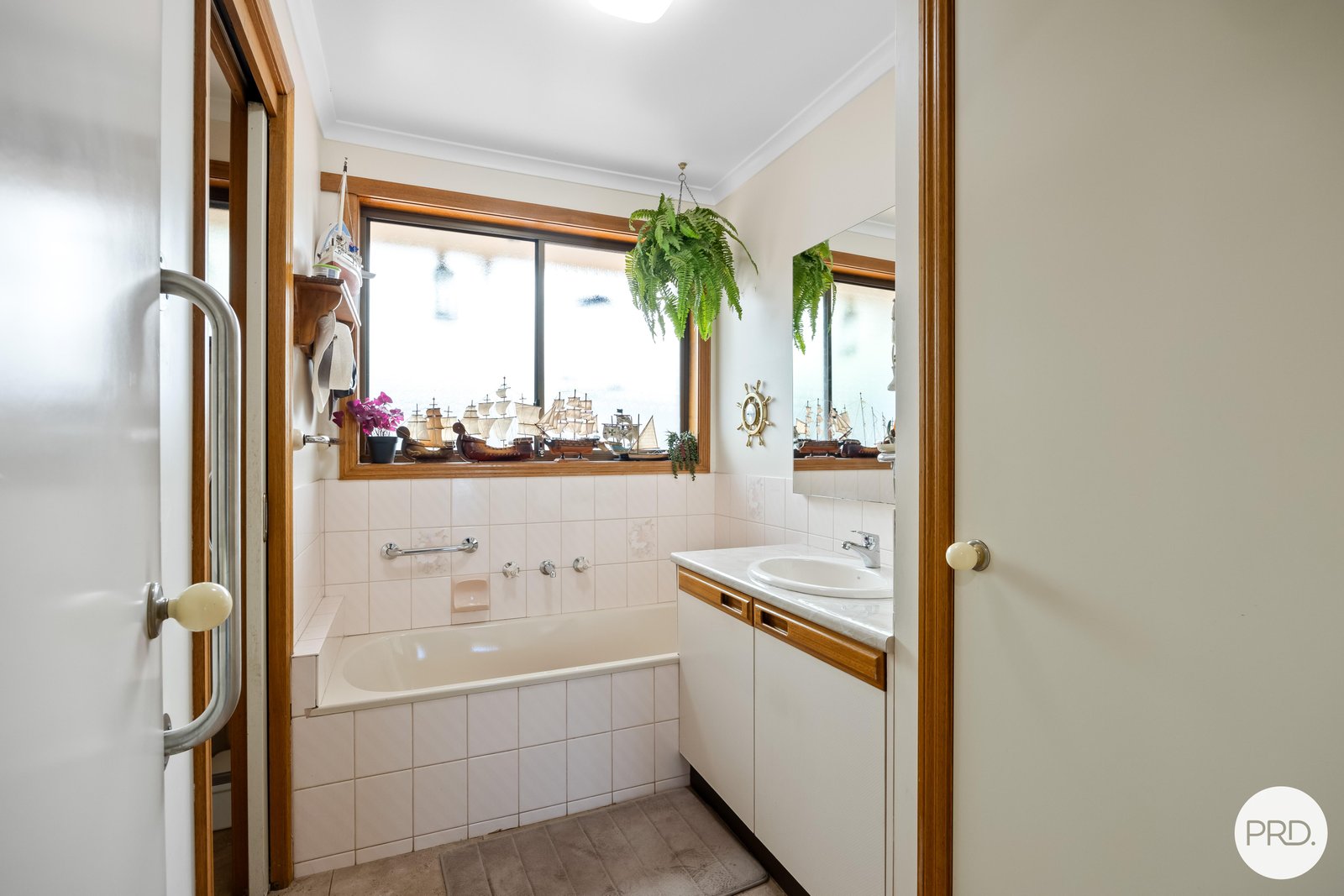 9 Shasta Drive DELACOMBE 19