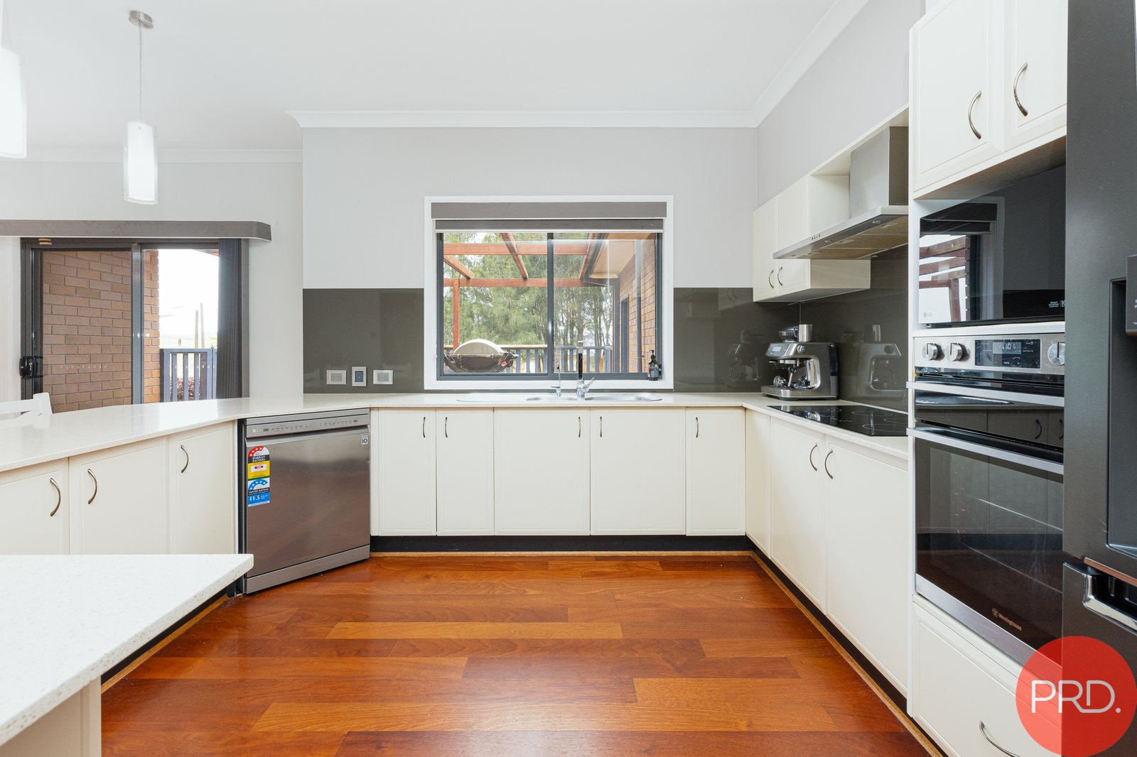 9 She Oak Close WINDELLA 7