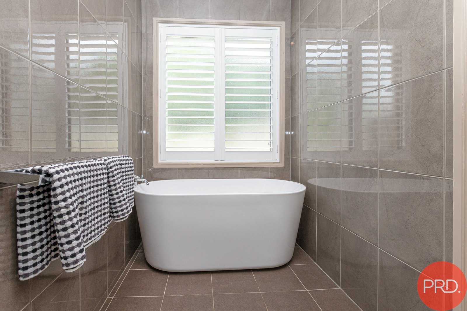 9 She Oak Close WINDELLA 17