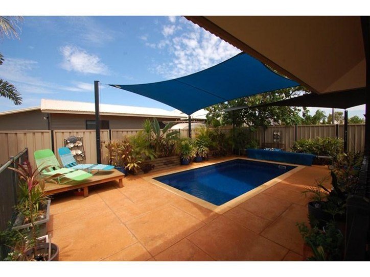 9 Shiosaki Brace  BILINGURR 1