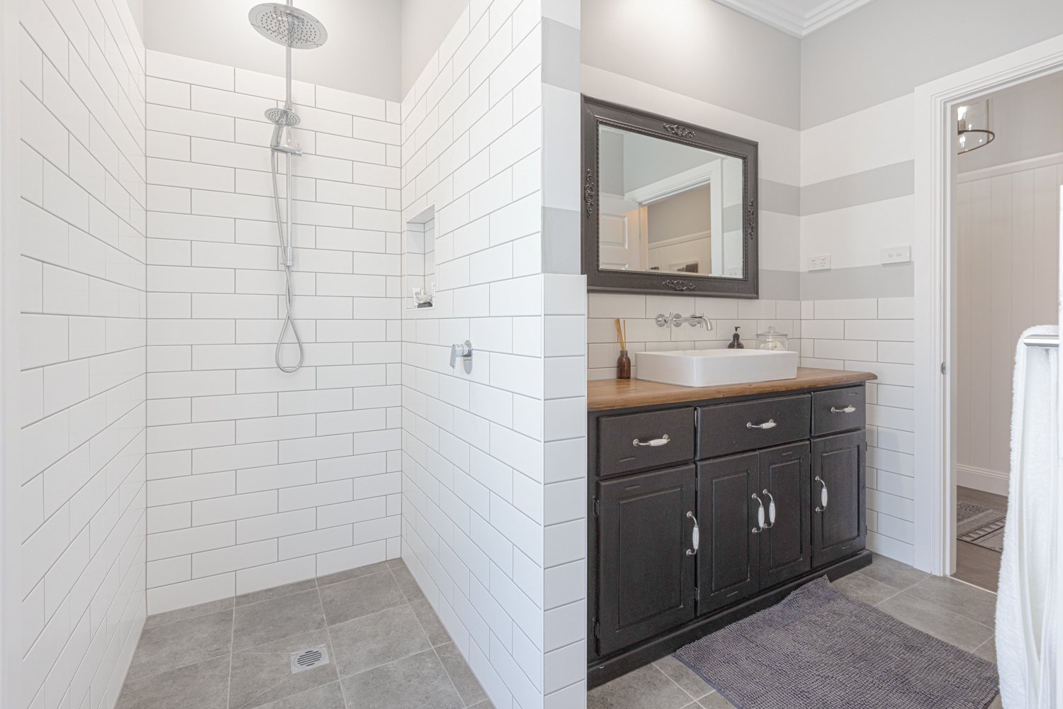 9 Shiraz Close HINTON 24