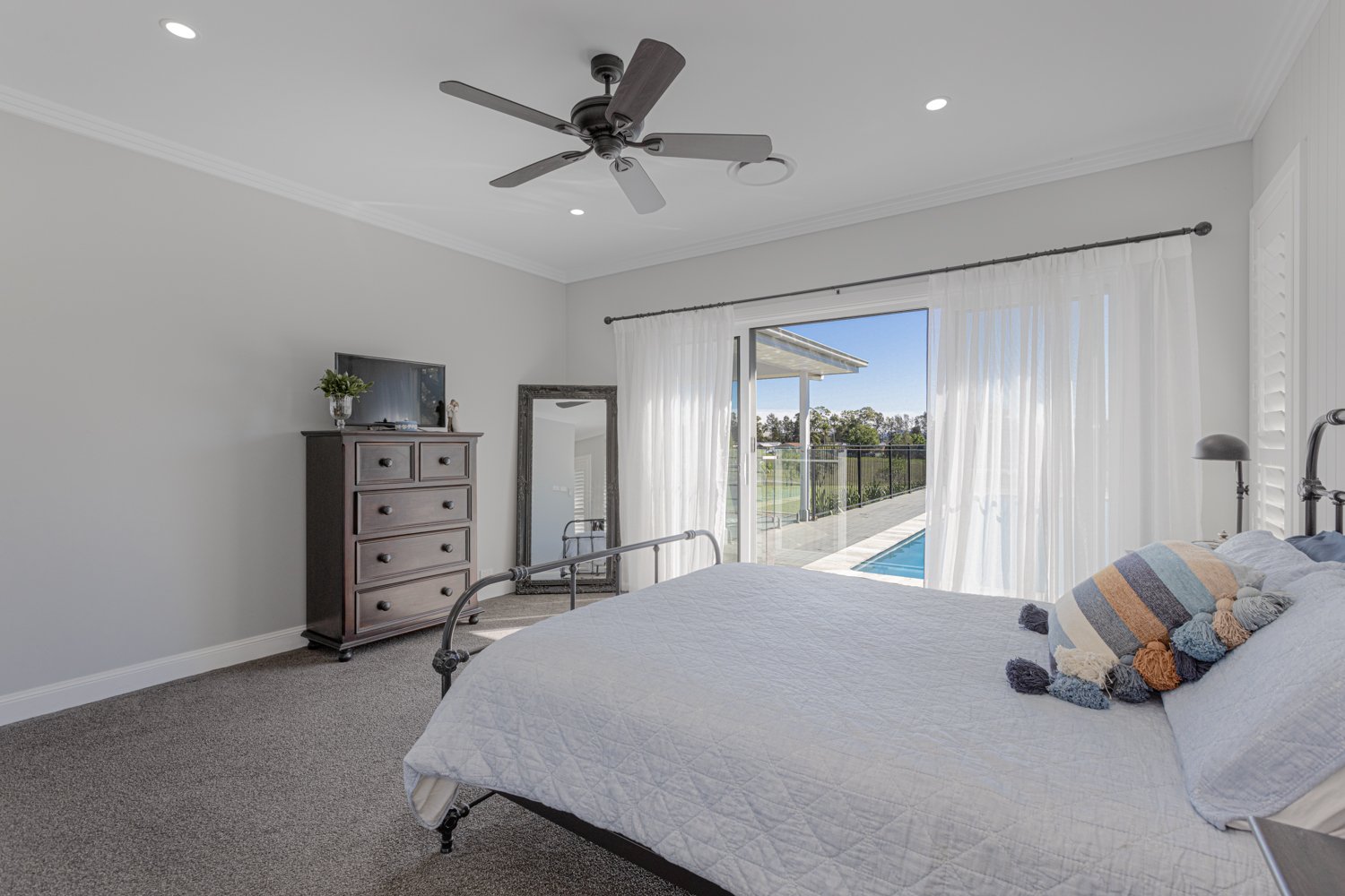 9 Shiraz Close HINTON 27