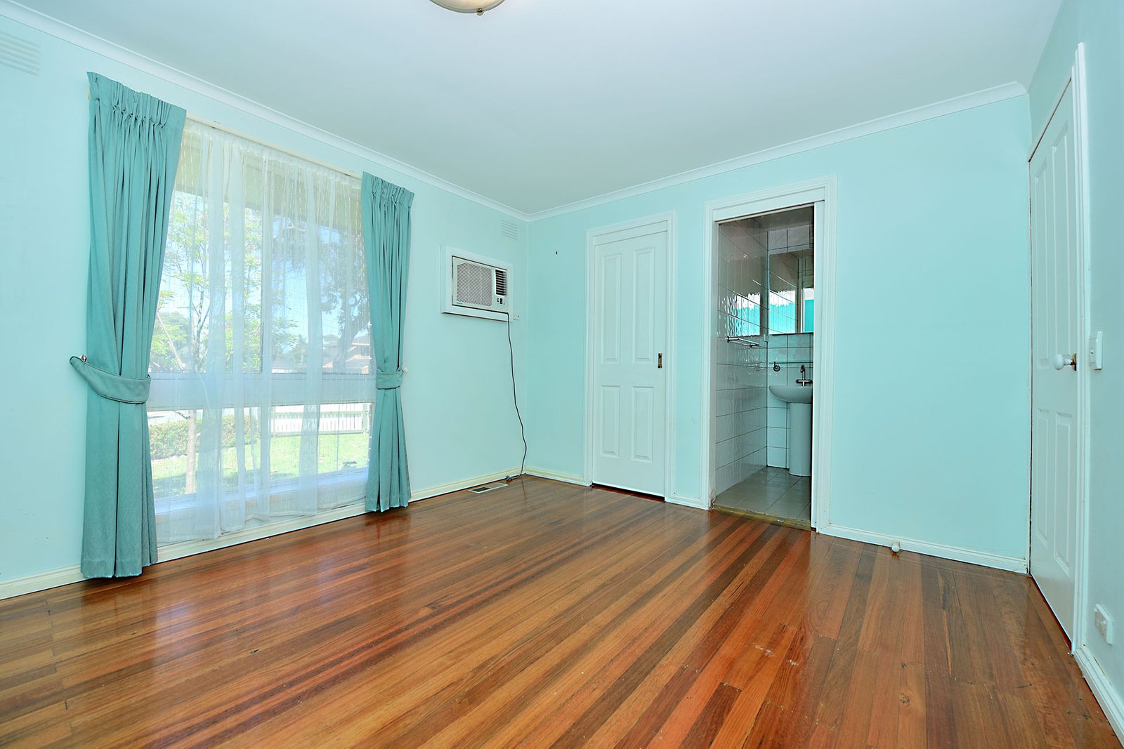 Gallery: 9 Siddeley Court