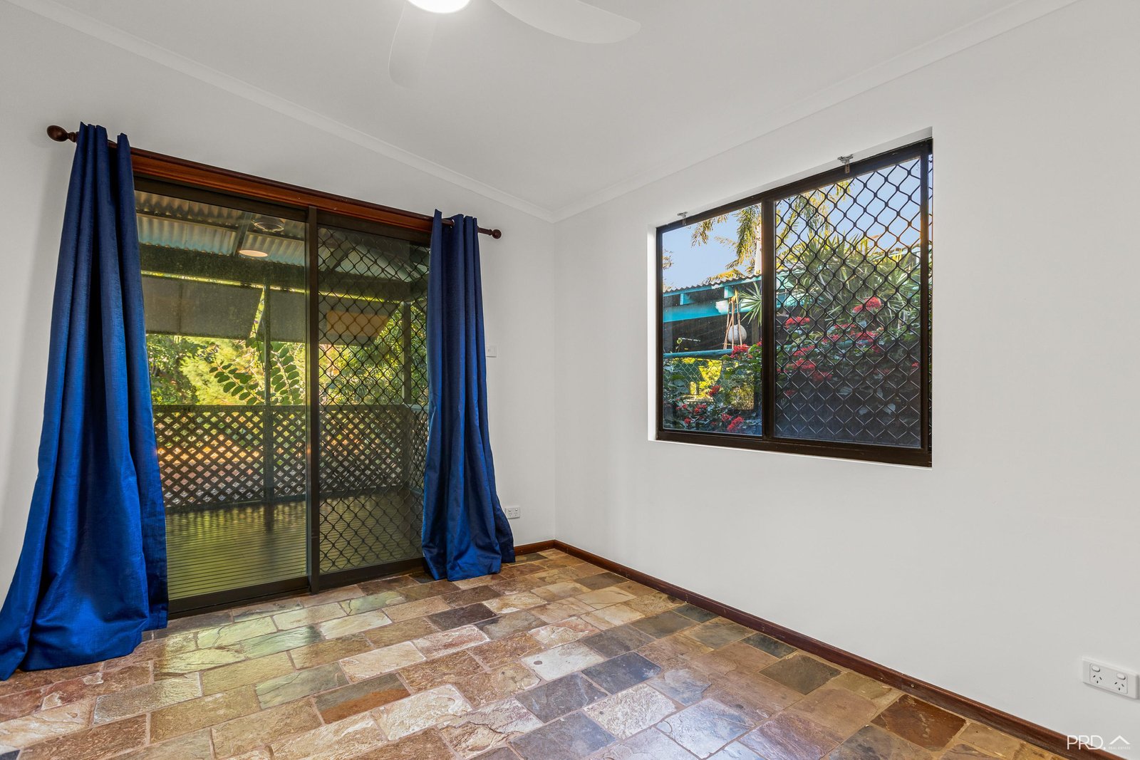 9 Slater Road CABLE BEACH 13