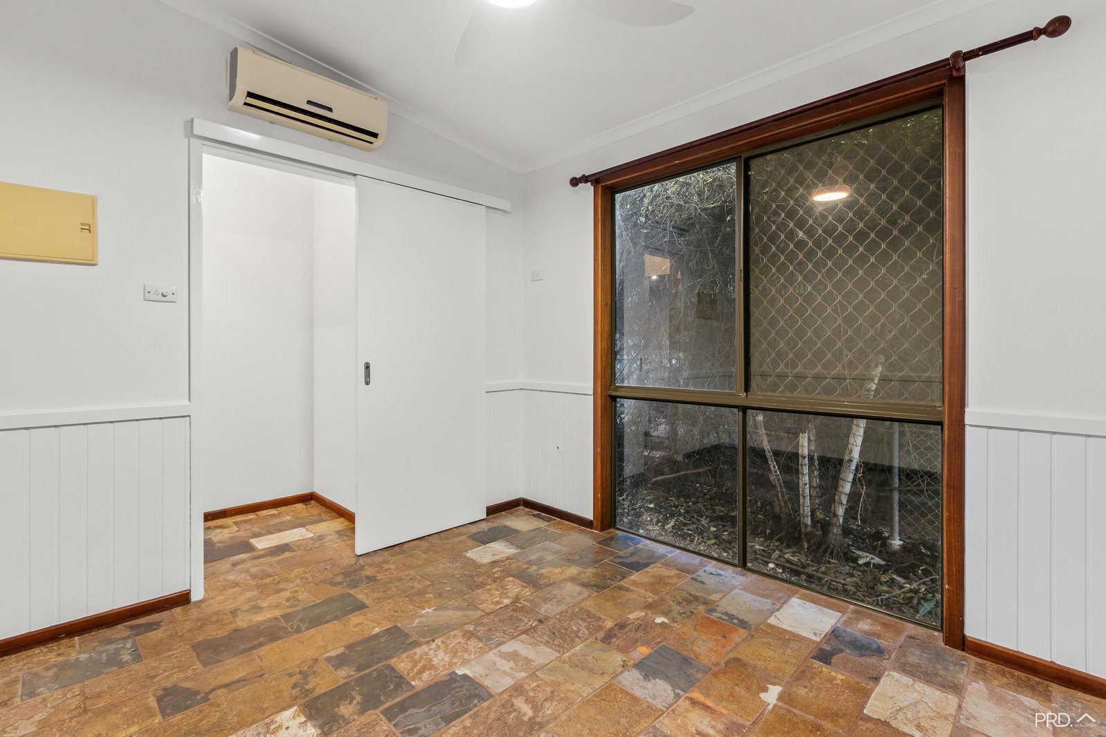 9 Slater Road CABLE BEACH 14