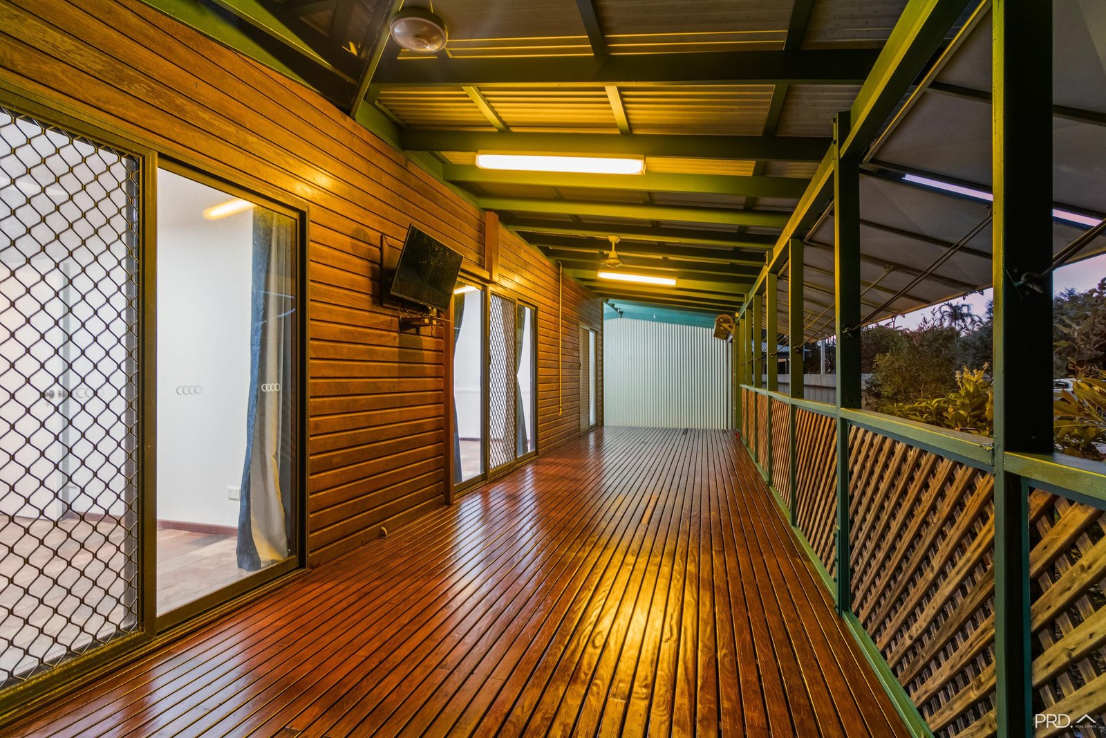 9 Slater Road CABLE BEACH 23