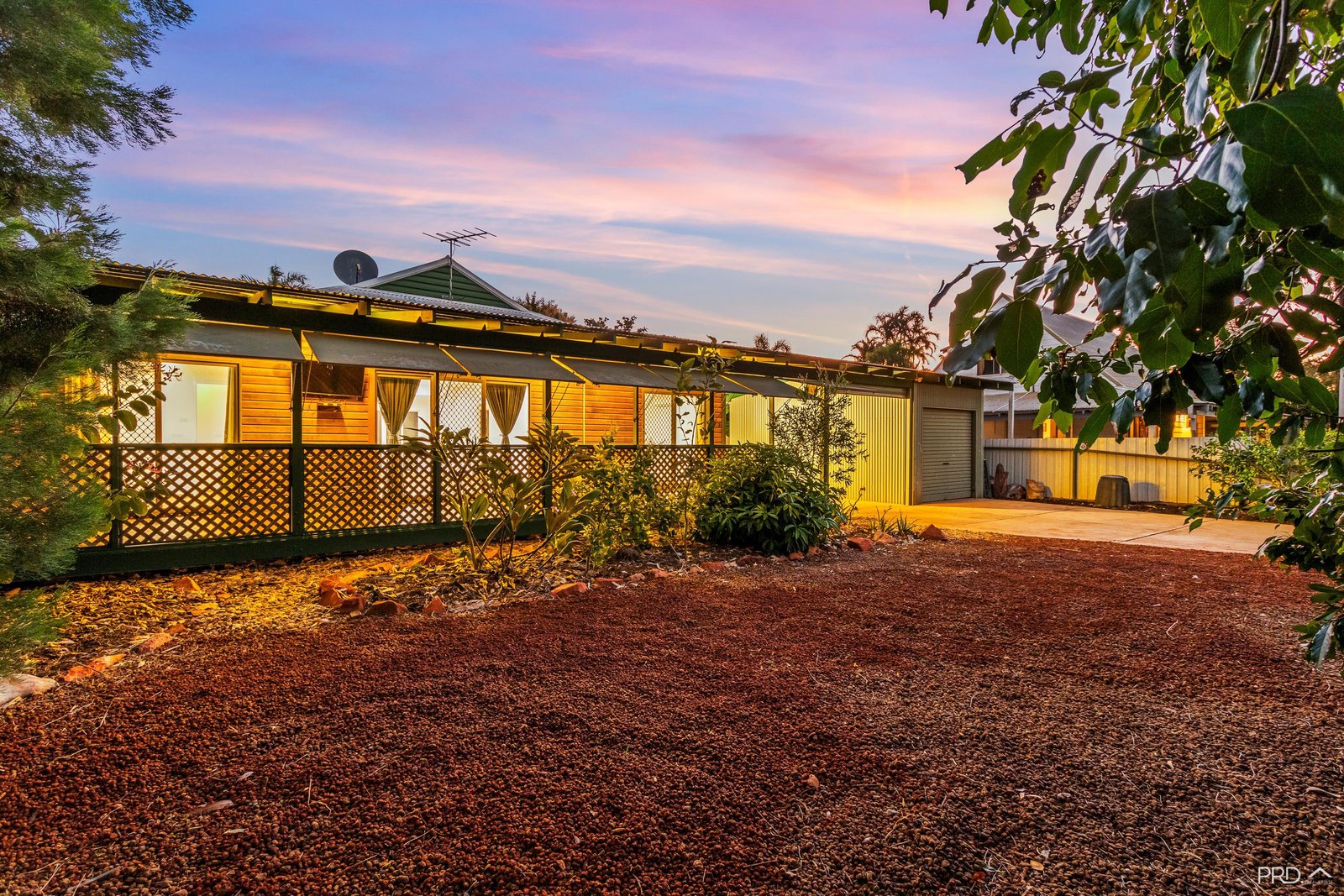 9 Slater Road CABLE BEACH 24