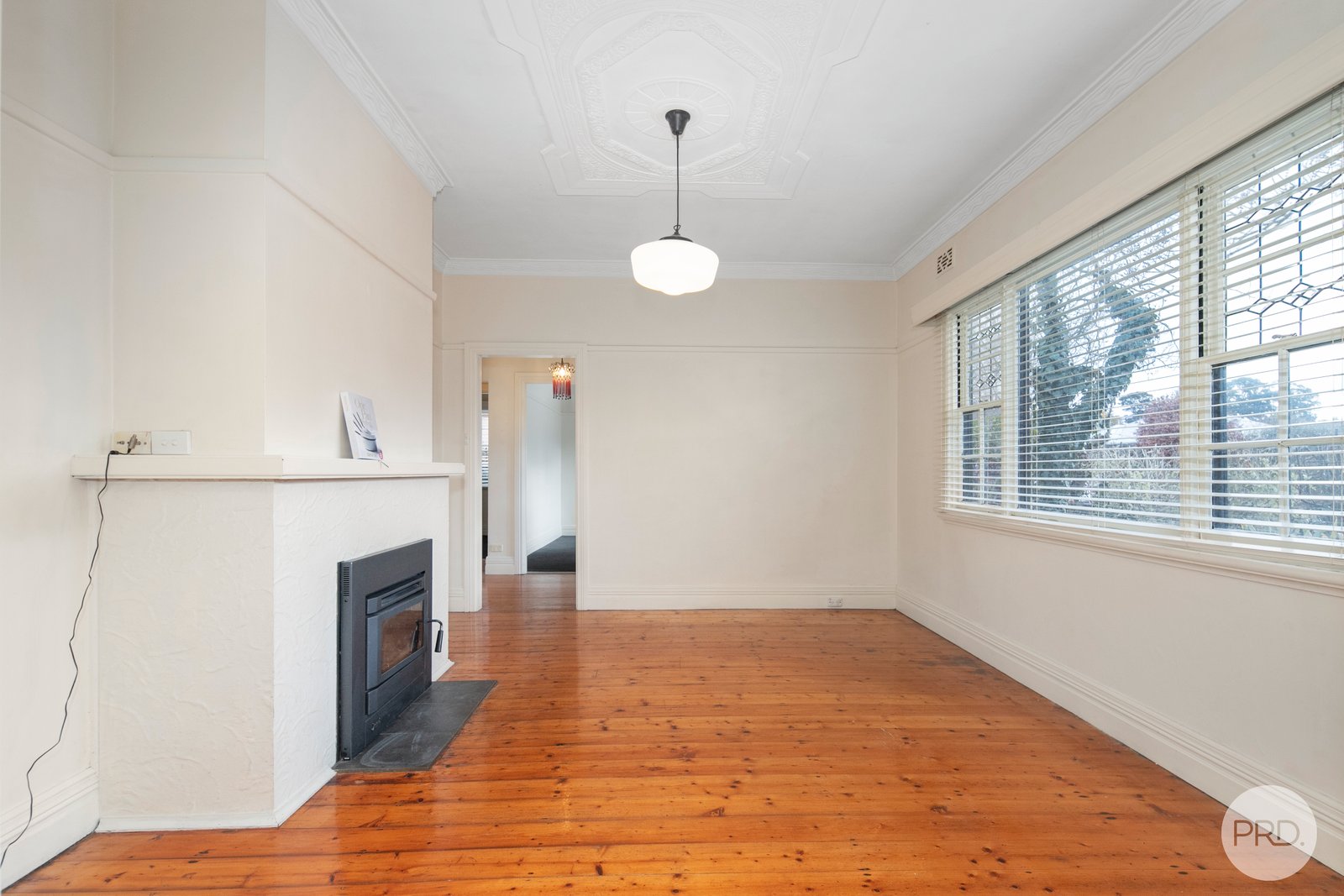 9 Smith Street NEWINGTON 3