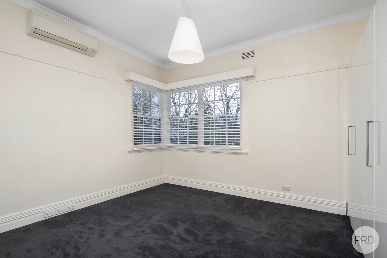 9 Smith Street NEWINGTON 8