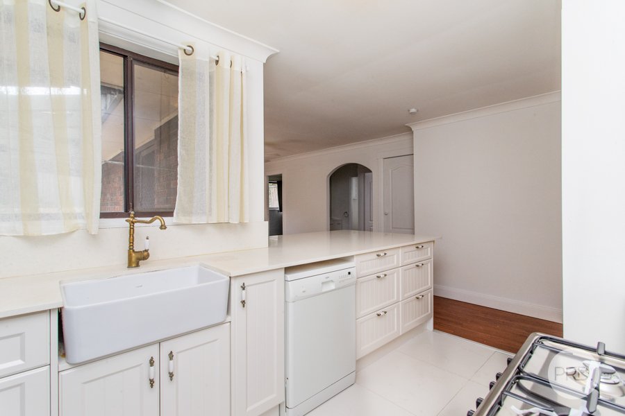 9 Soling Crescent CRANEBROOK 8