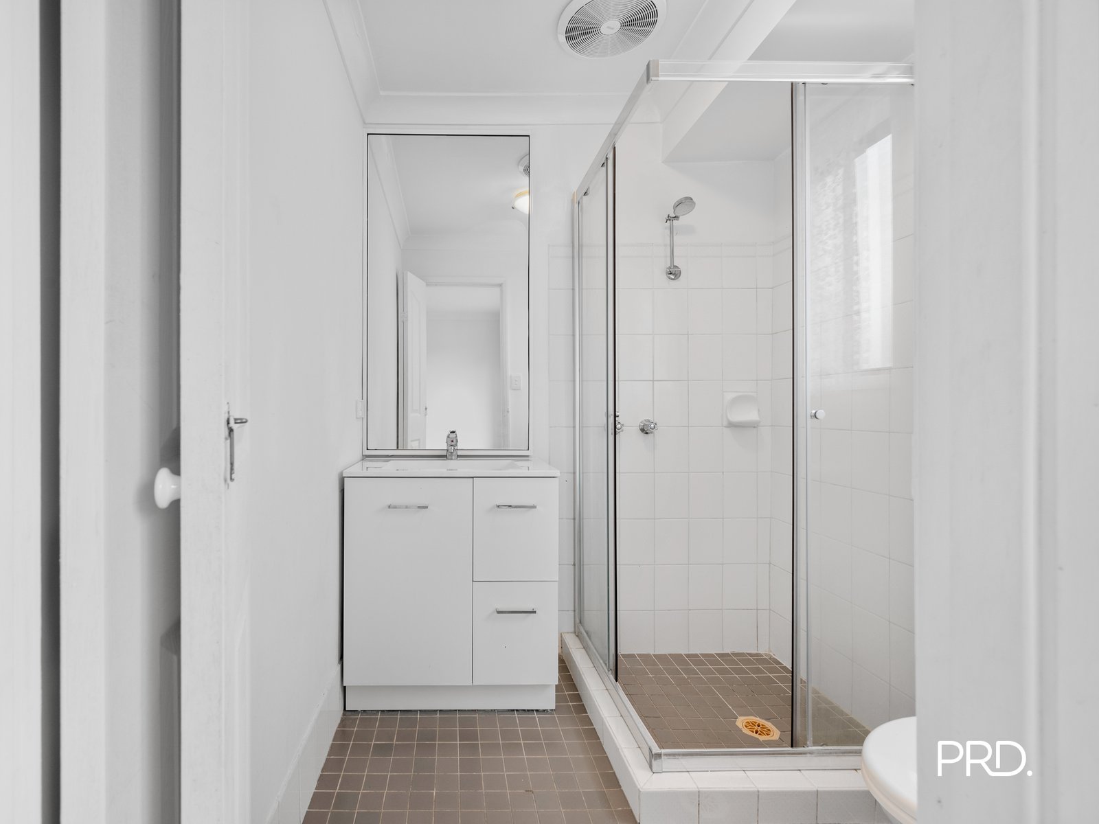 9 Soling Crescent CRANEBROOK 8