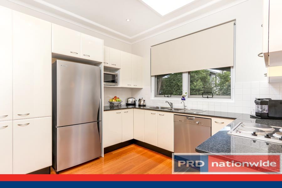 9 Spalding Crescent HURSTVILLE GROVE 4