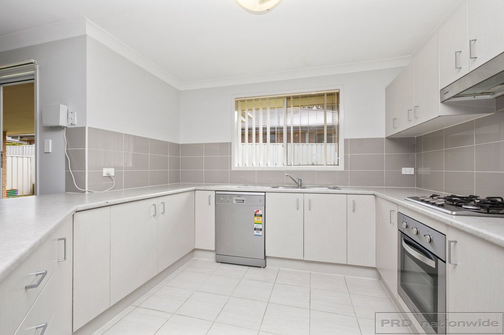 9 Sparsholt Street TENAMBIT 4