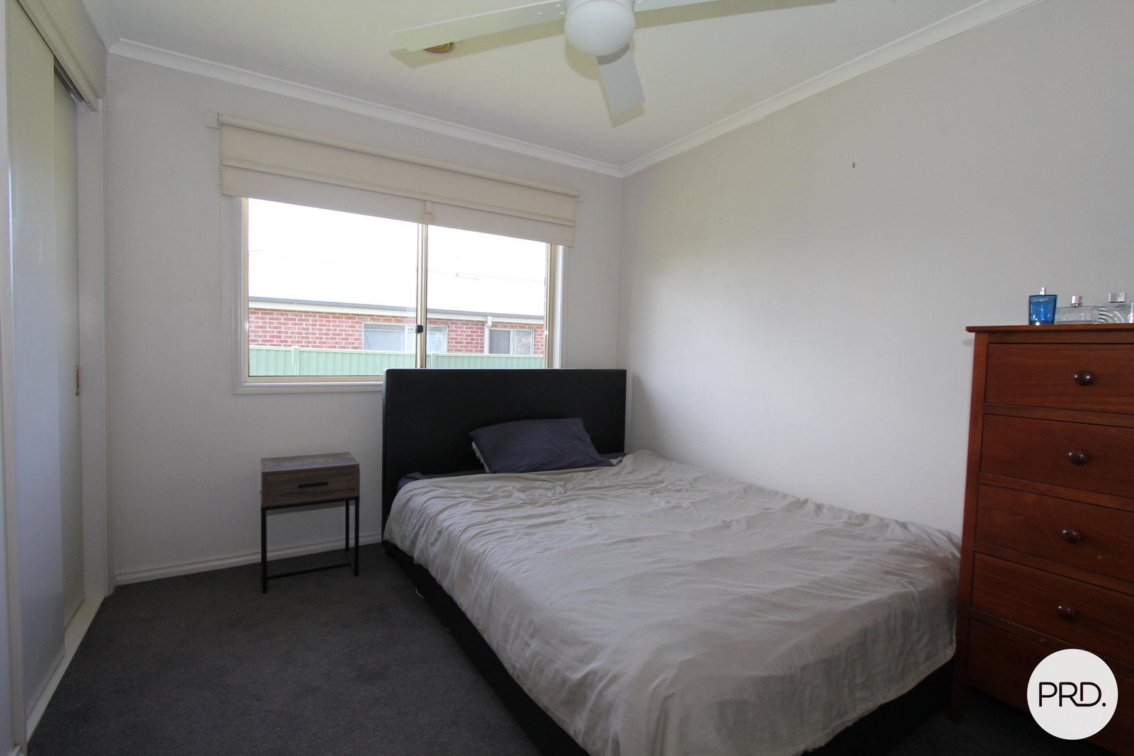 9 Spencer Street CANADIAN 12