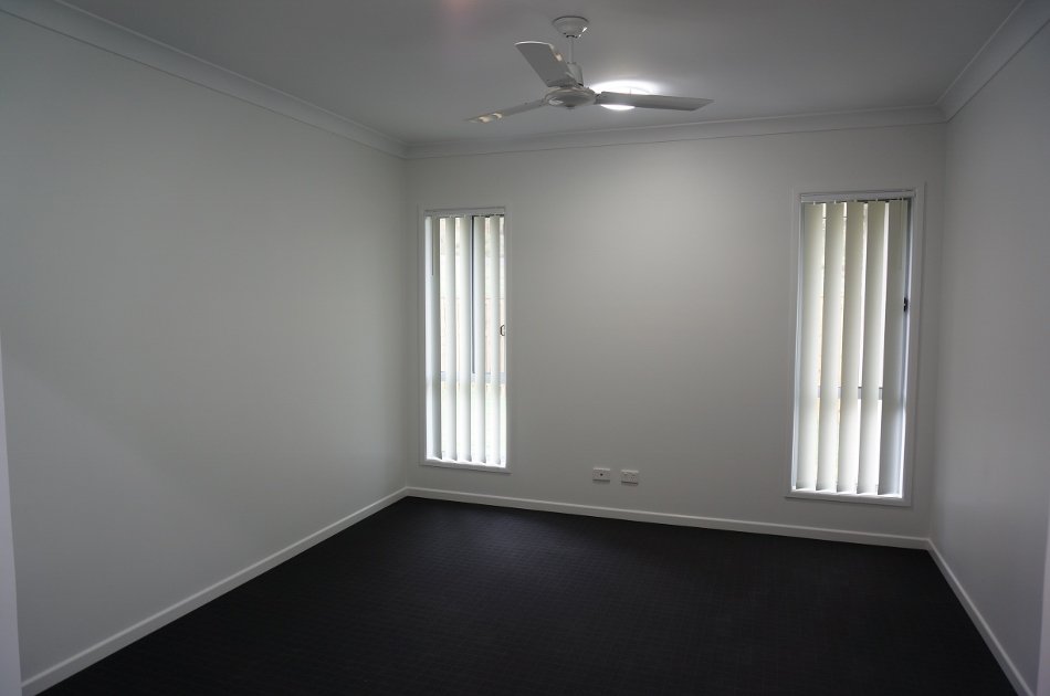 9 Spritsail Crescent CANNONVALE 5