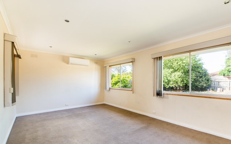 Gallery: 9 Sputnik Court