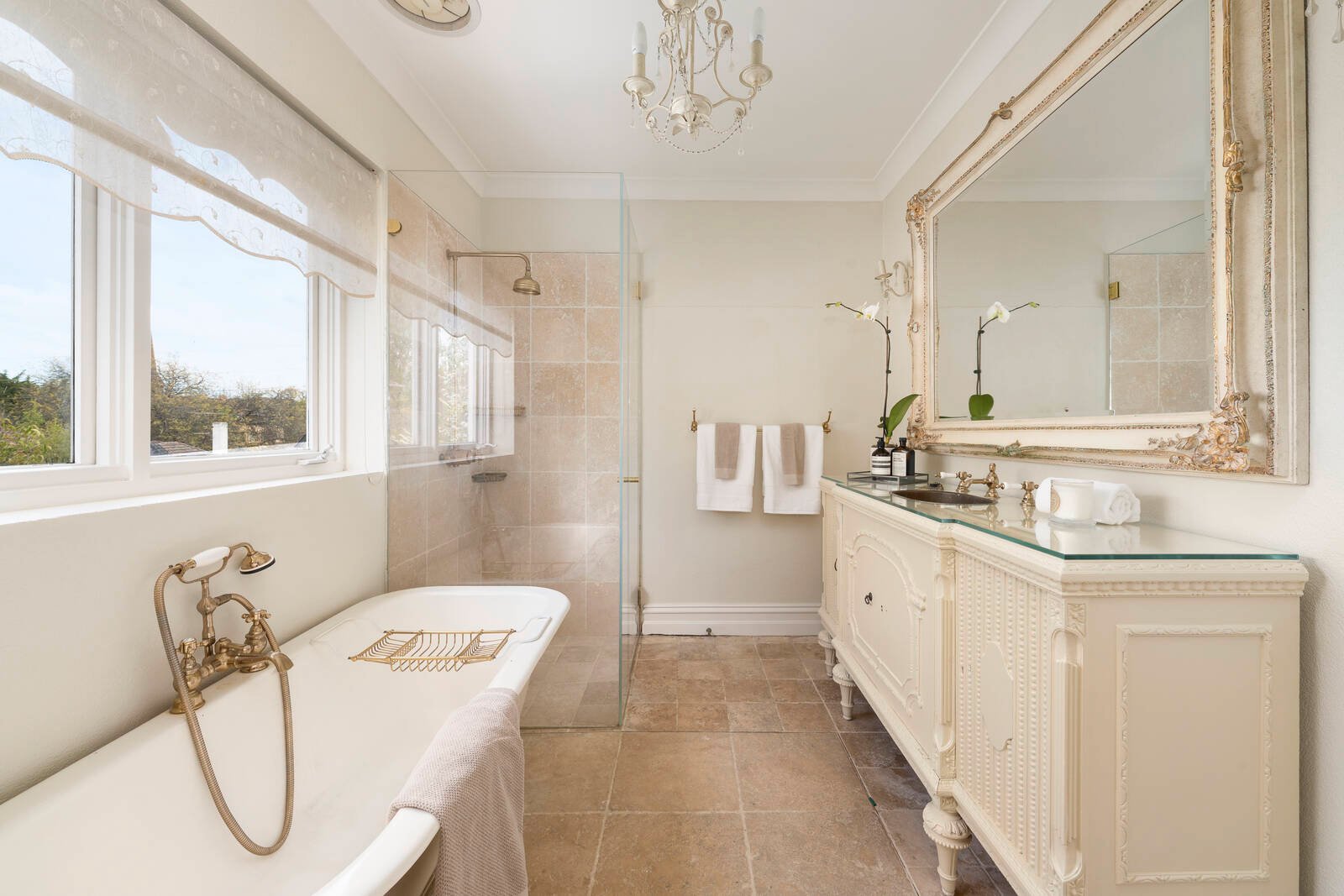 Real Estate and Property in 9 St Georges Court, Toorak, VIC