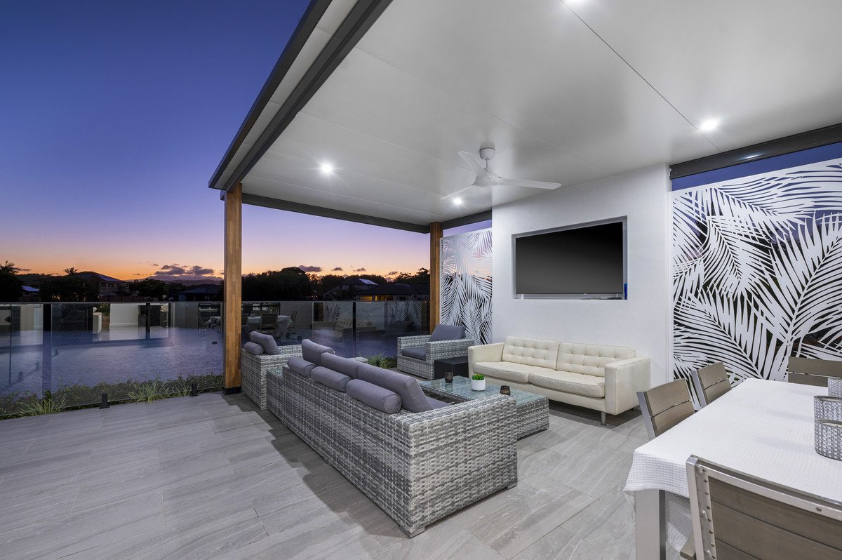 9 St Helens Court Burleigh Waters 5