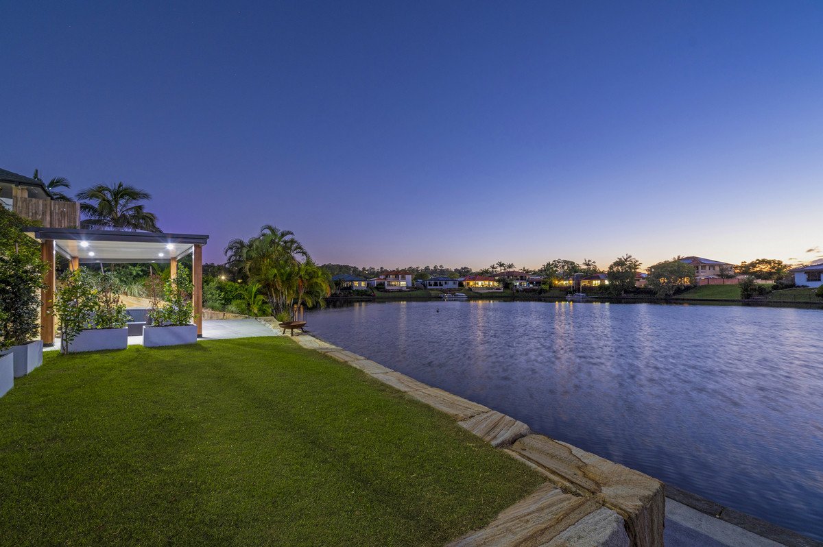 9 St Helens Court Burleigh Waters 28