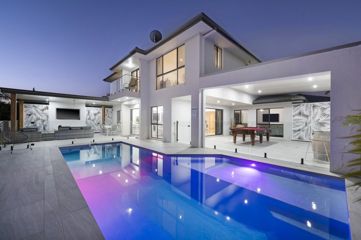 9 St Helens Court Burleigh Waters 2