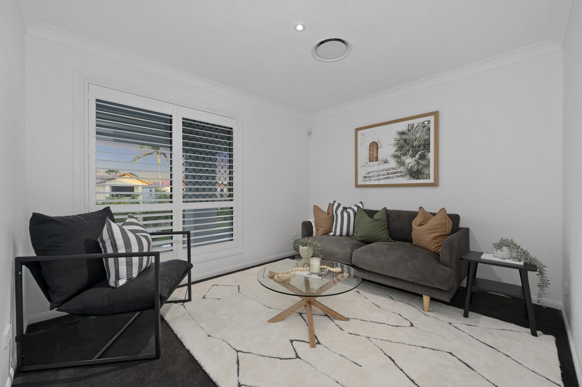 9 St Helens Court Burleigh Waters 17