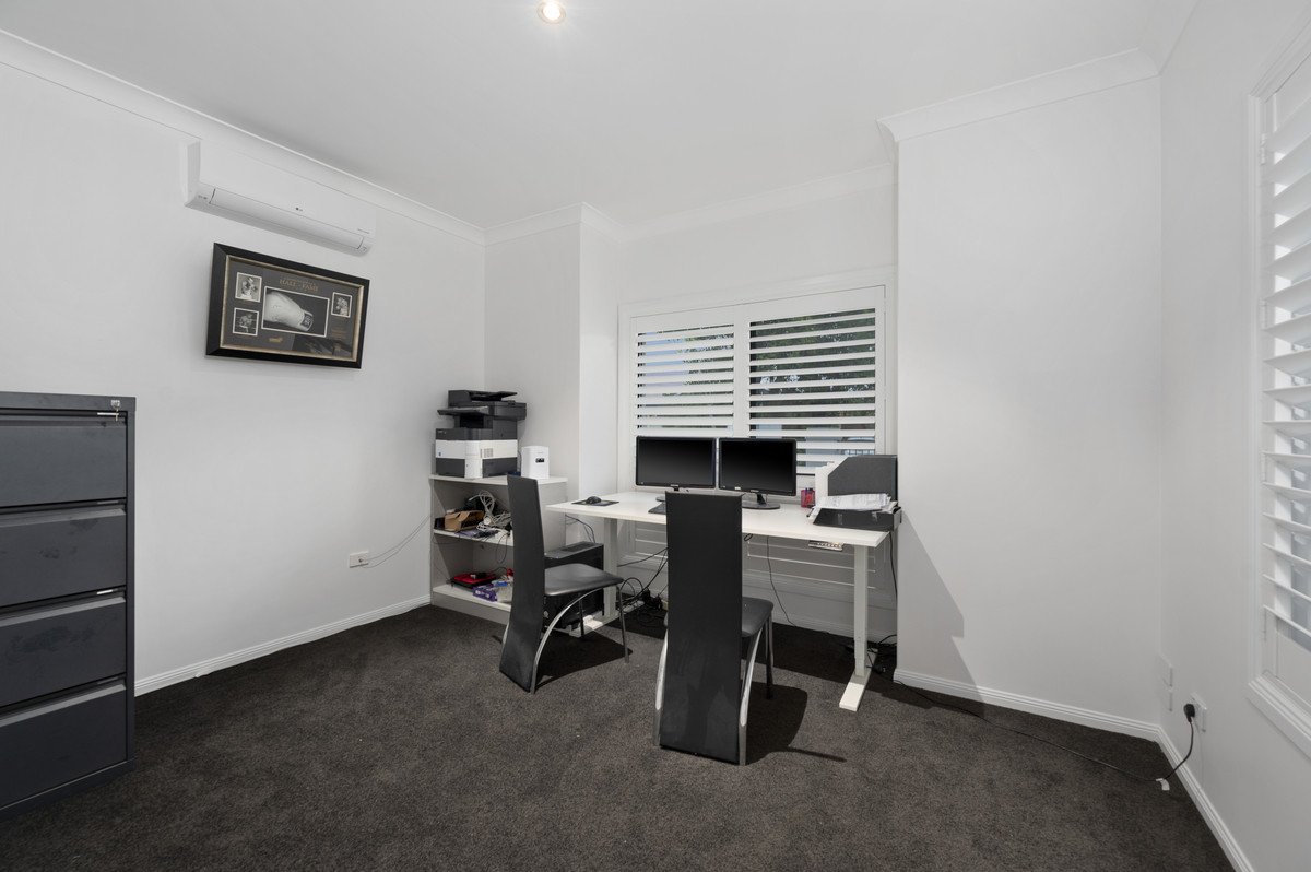 9 St Helens Court Burleigh Waters 20