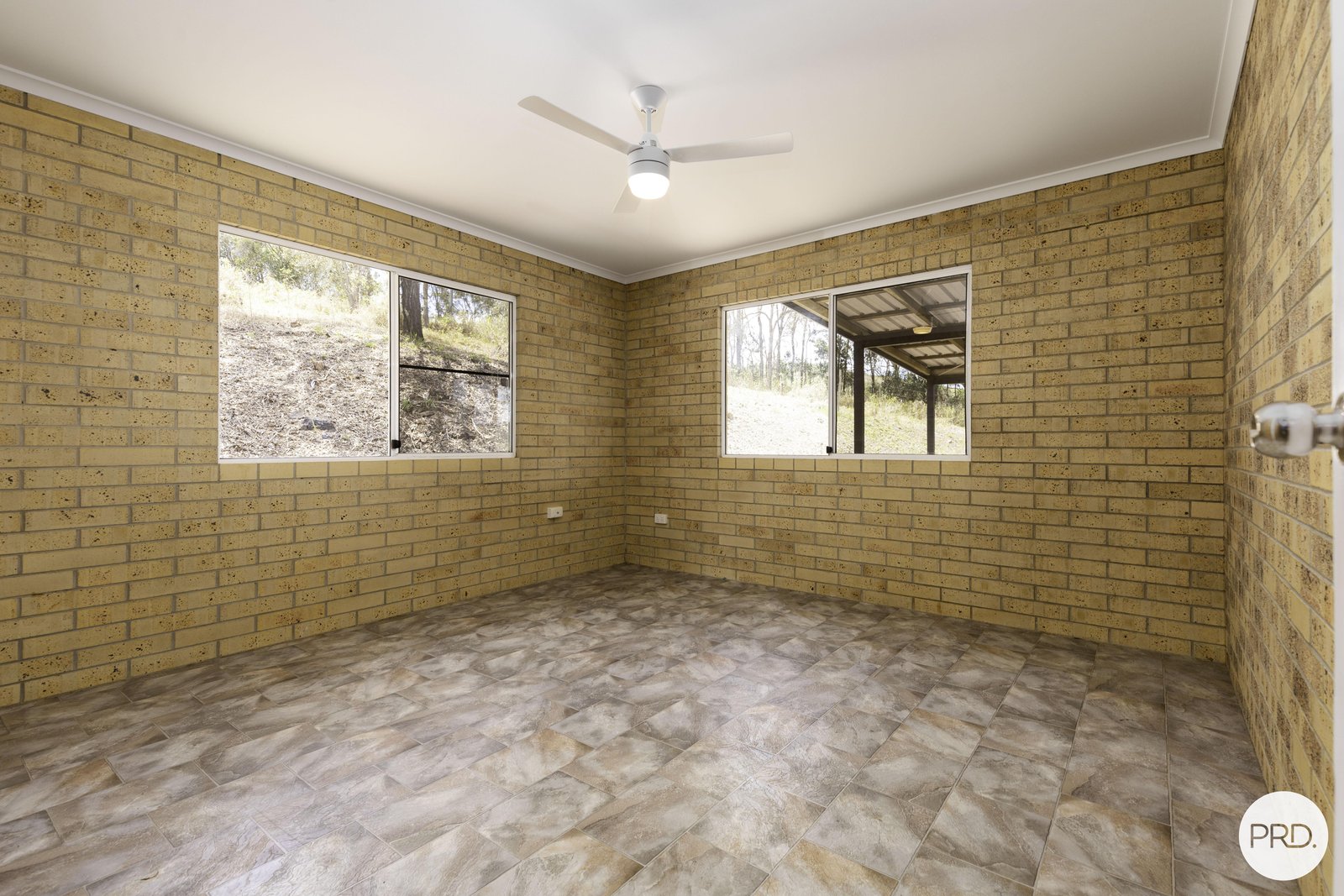 9 Starrs Road SARINA 6