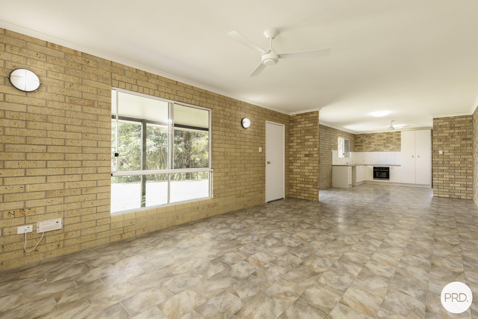 9 Starrs Road SARINA 12
