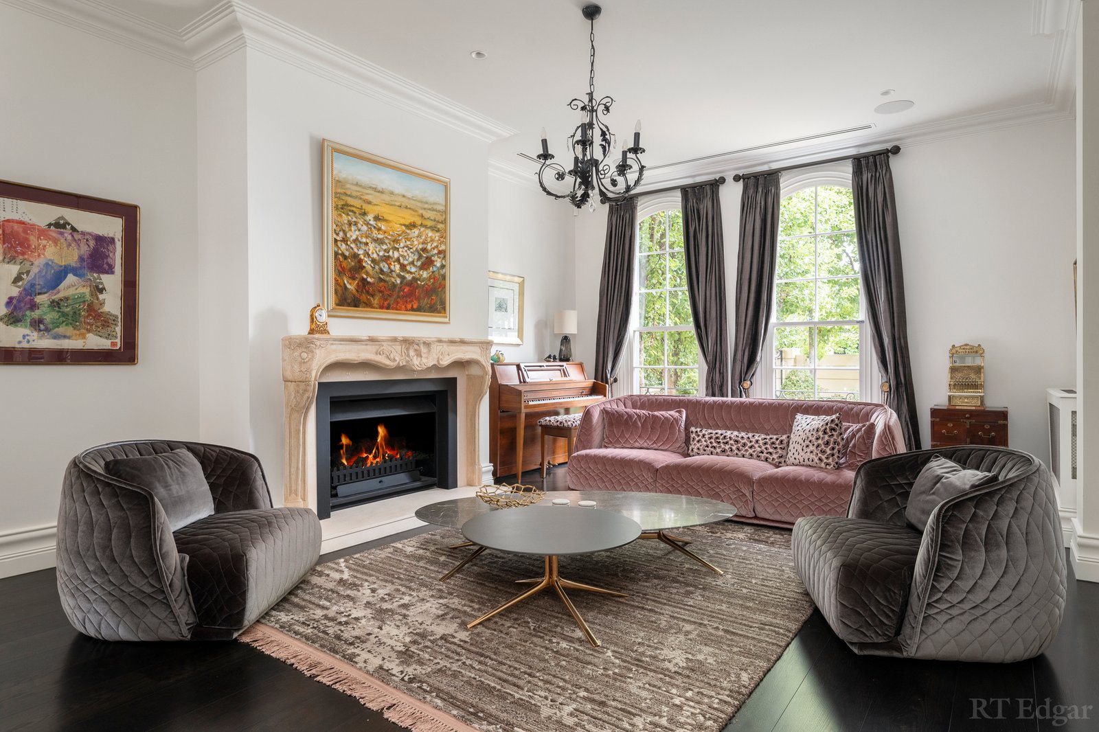 Real Estate and Property in 9 Stradbroke Avenue, Toorak, VIC