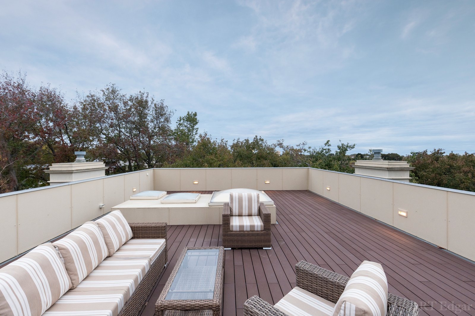 Real Estate and Property in 9 Stradbroke Avenue, Toorak, VIC