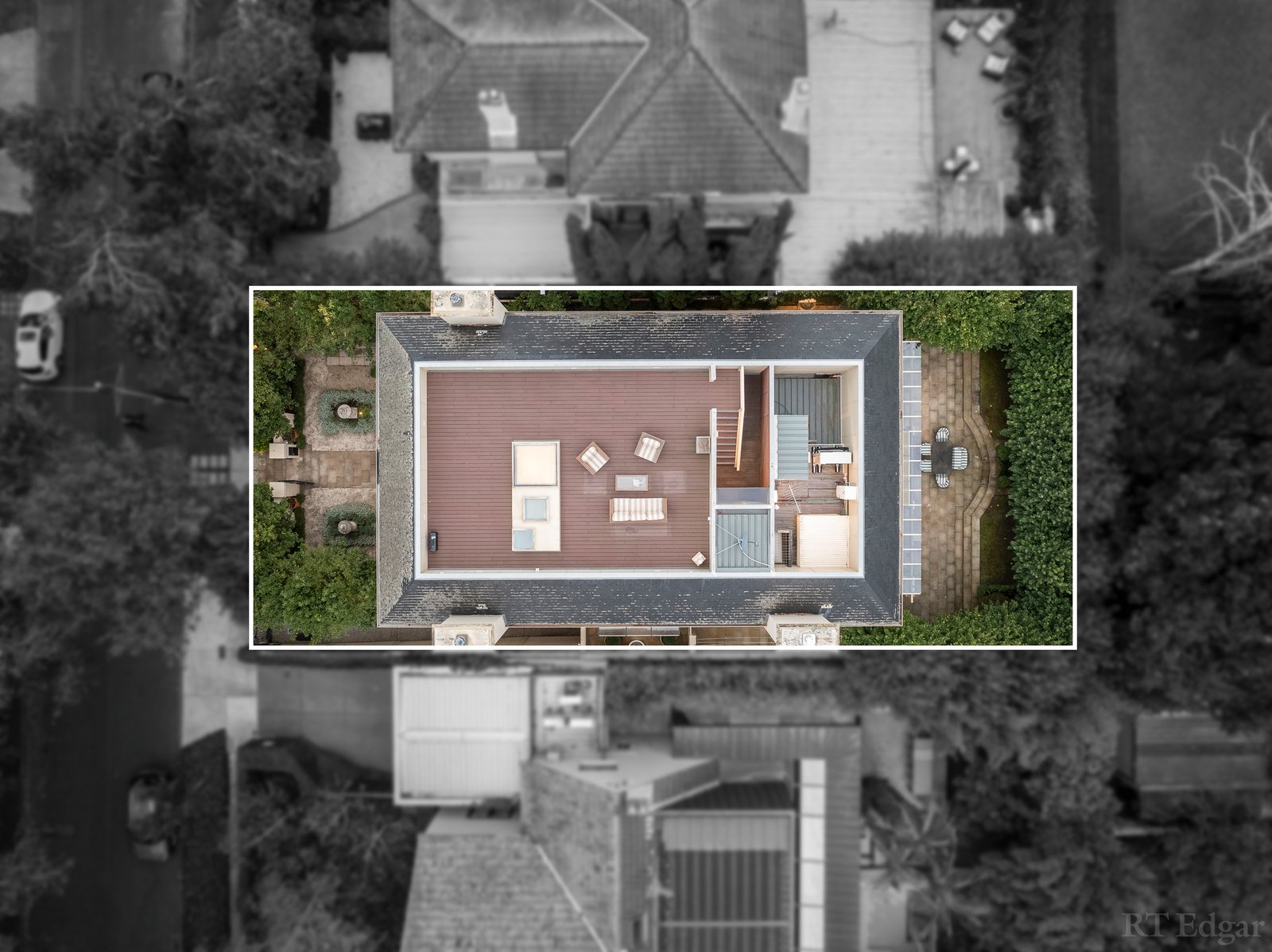 Real Estate and Property in 9 Stradbroke Avenue, Toorak, VIC