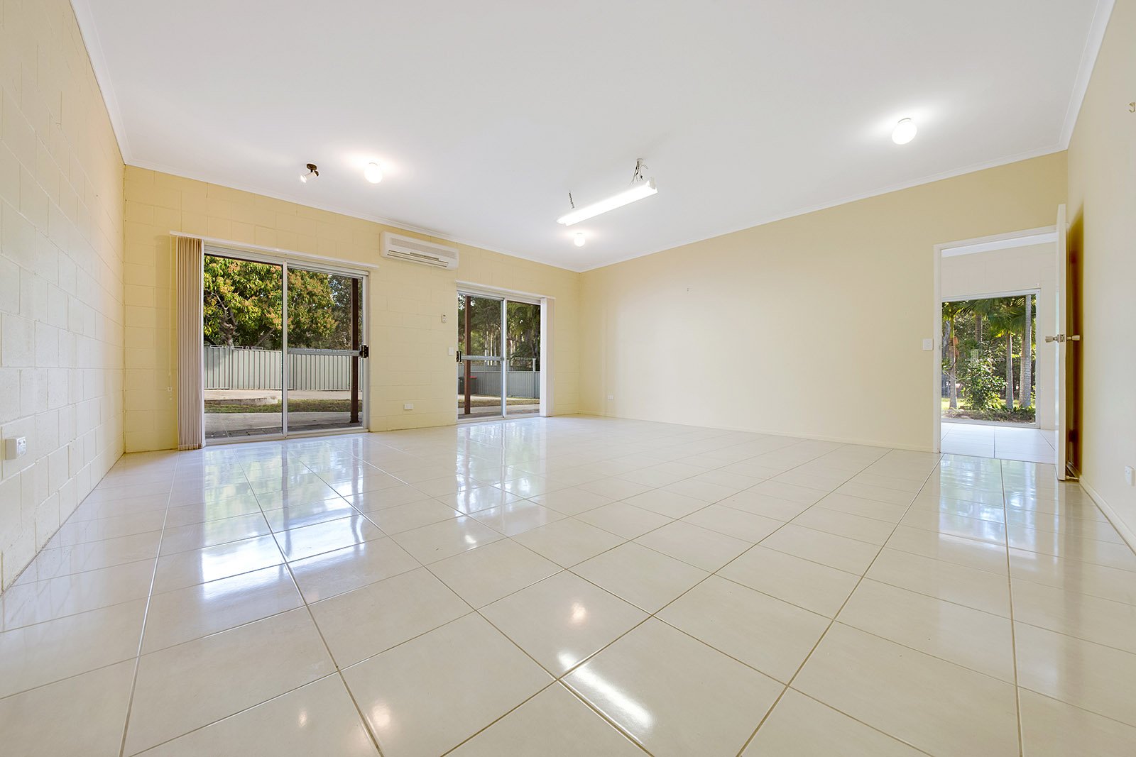 9 Strauss Court TANNUM SANDS 12