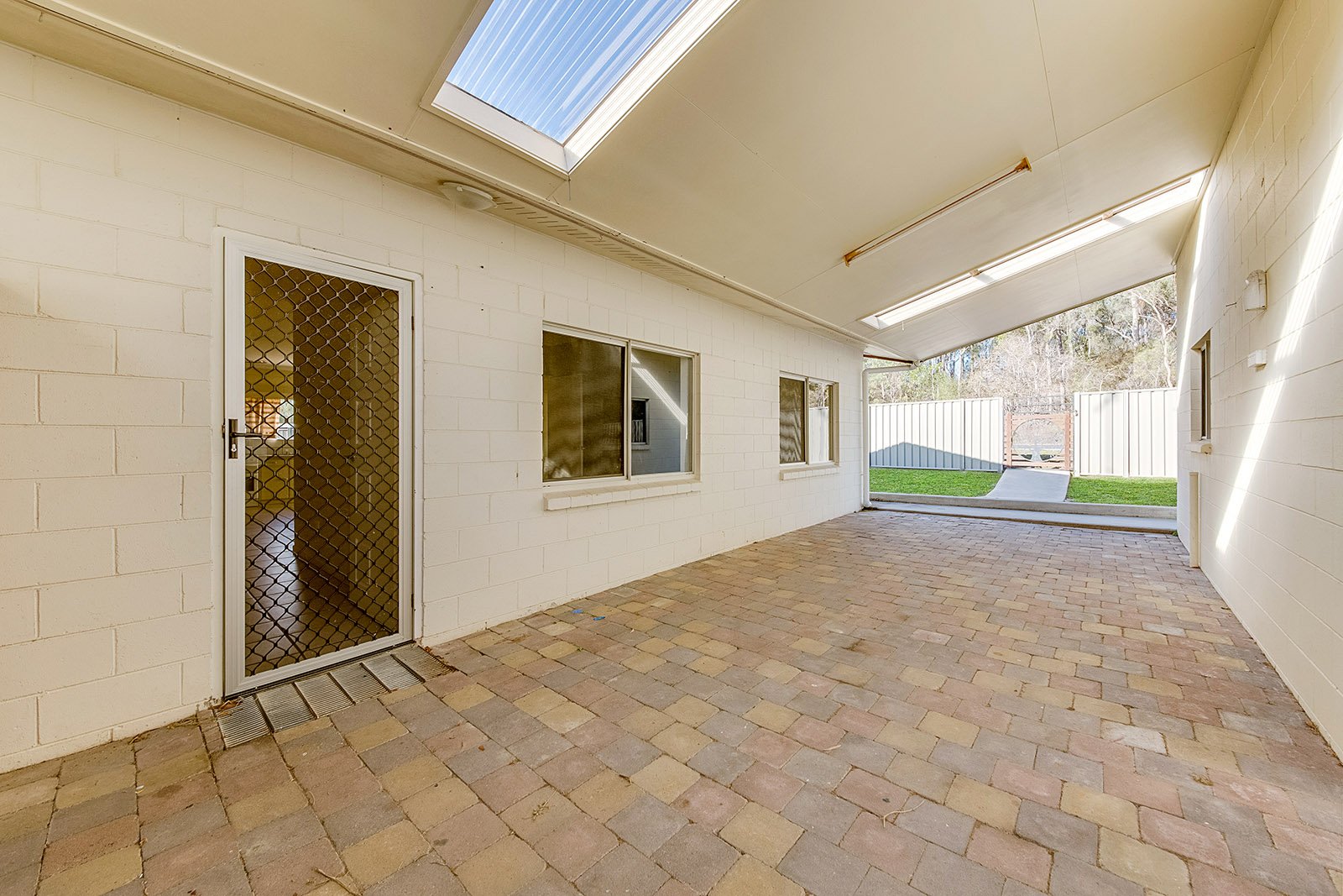 9 Strauss Court TANNUM SANDS 16