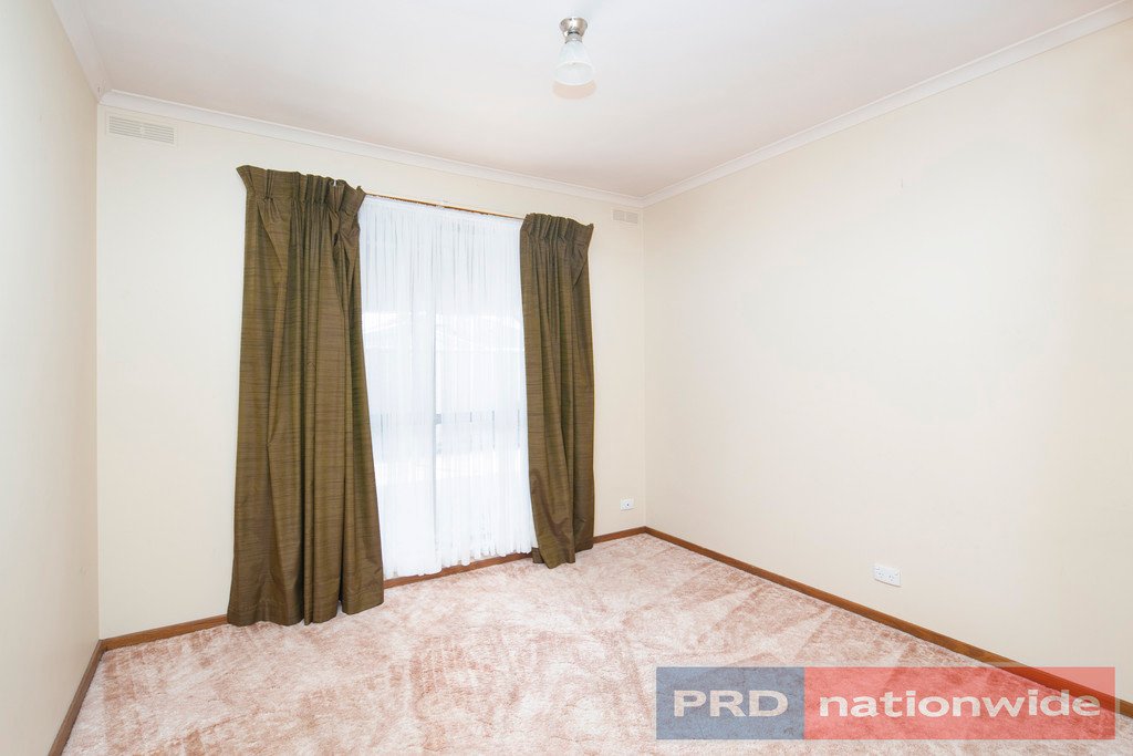 9 Stuart Court CANADIAN 7