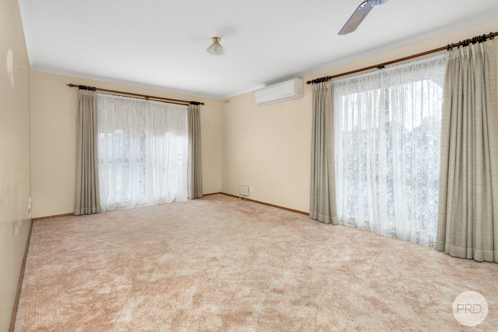 9 Stuart Court CANADIAN 5