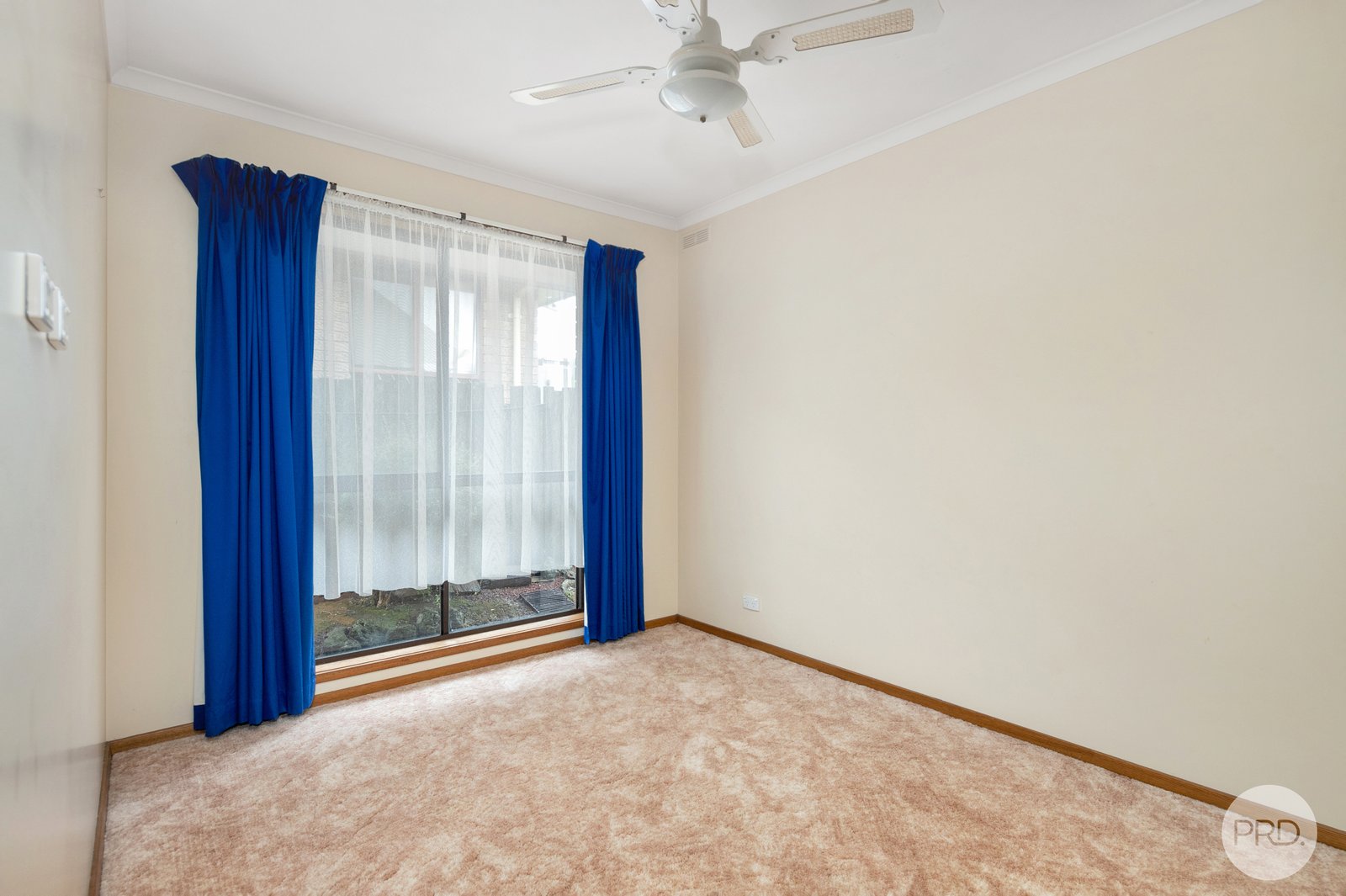 9 Stuart Court CANADIAN 7