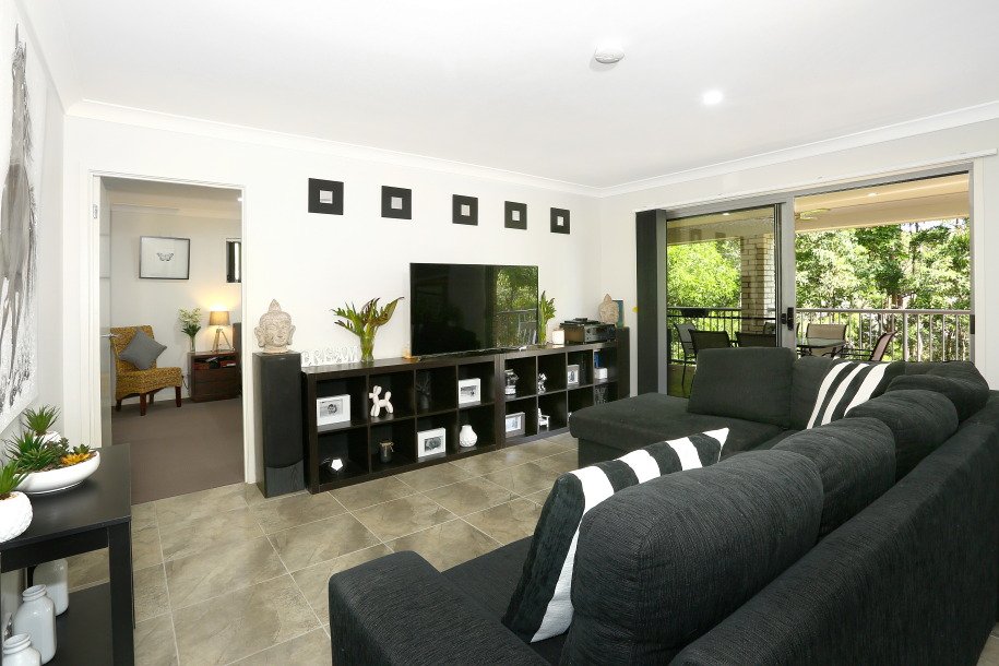 9 Sunbird Court GILSTON 9