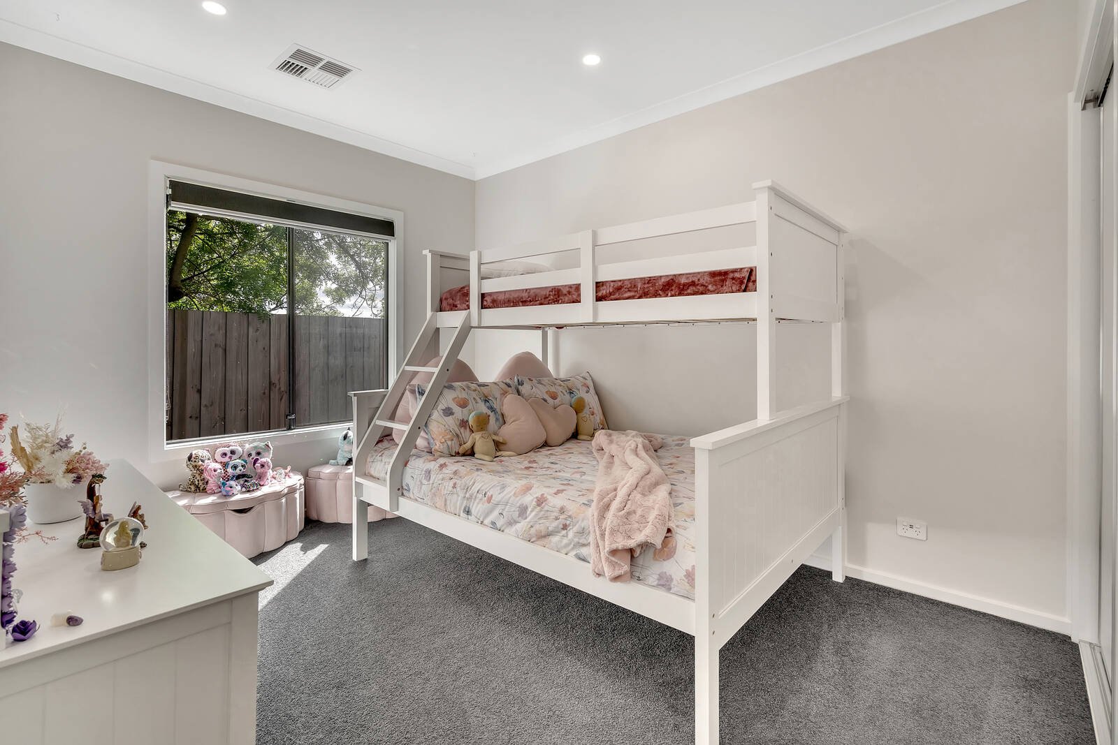 Real Estate and Property in 9 Sundew Court, Gisborne, VIC