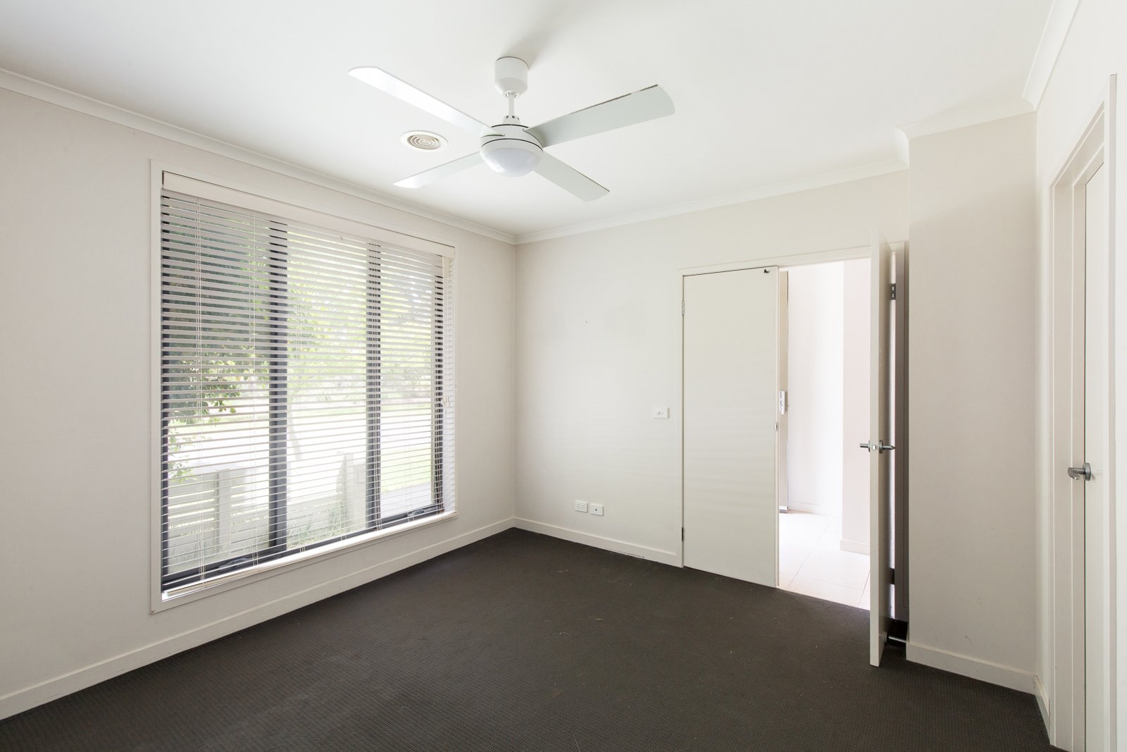 Gallery: 9 Sunline Avenue