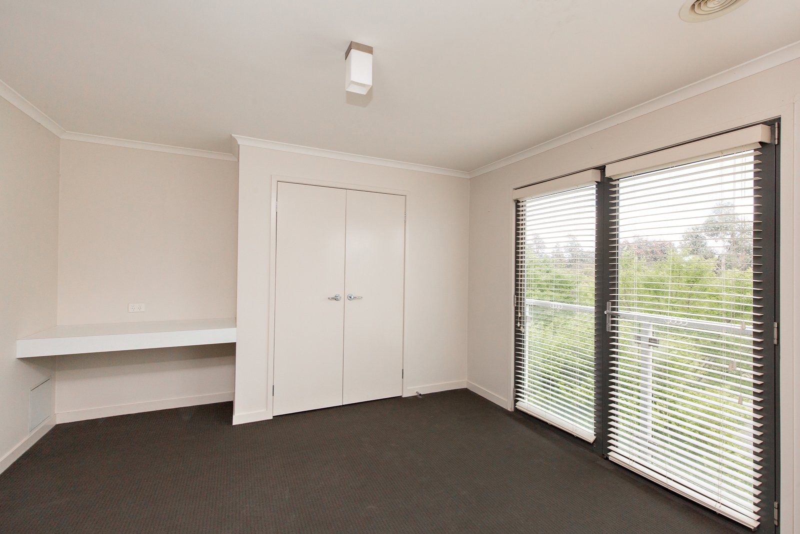 Gallery: 9 Sunline Avenue