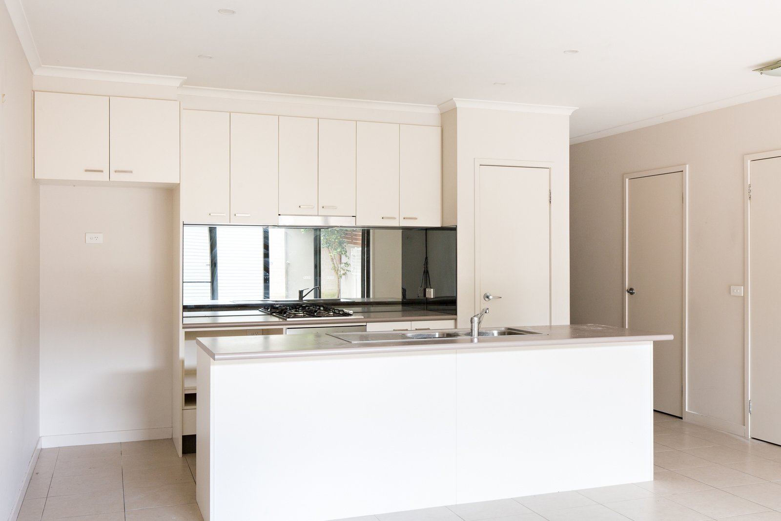 Gallery: 9 Sunline Avenue